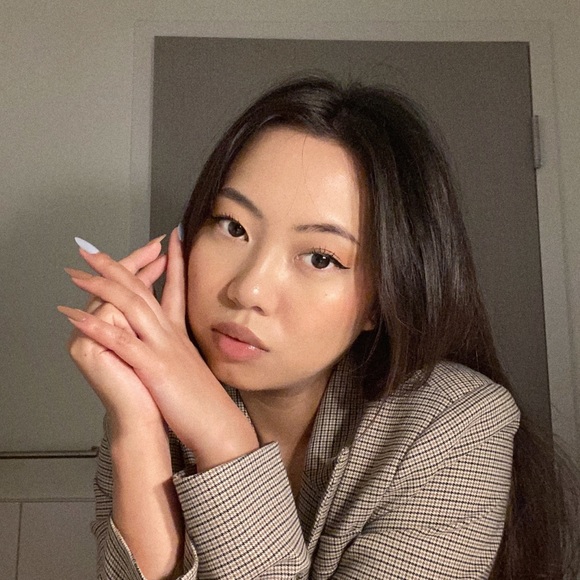 Meet your Posher, Kate - Picture 1 of 1